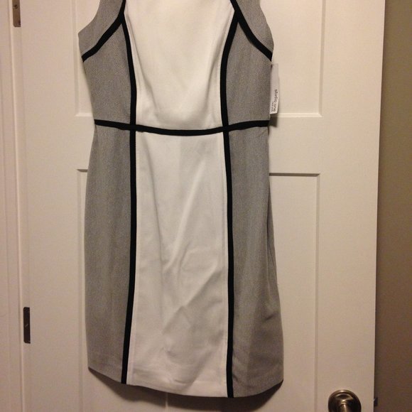 Sandra Darren Brand new dress - Picture 2 of 2